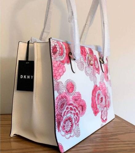 DKNY  Whitney Floral Center Zip Tote Handbag Donna Karan, New with Tag MSRP $268