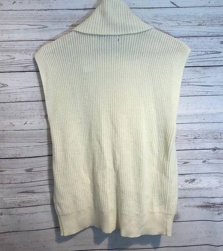 Banana Republic NWT  Pleated Turtleneck Sweater