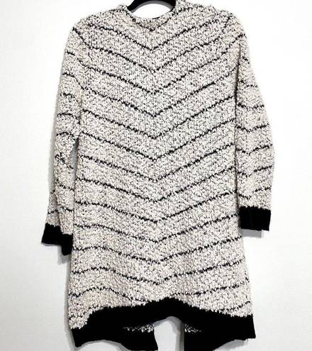 Solitaire  White & Black Open Front Cardigan