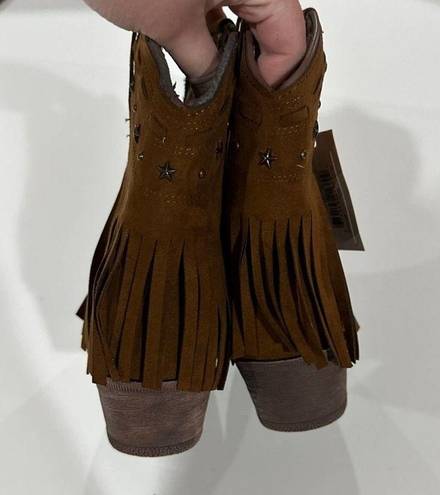 Dingo  Cassidy Rust Fringe Studded Western Boots Size 7.5