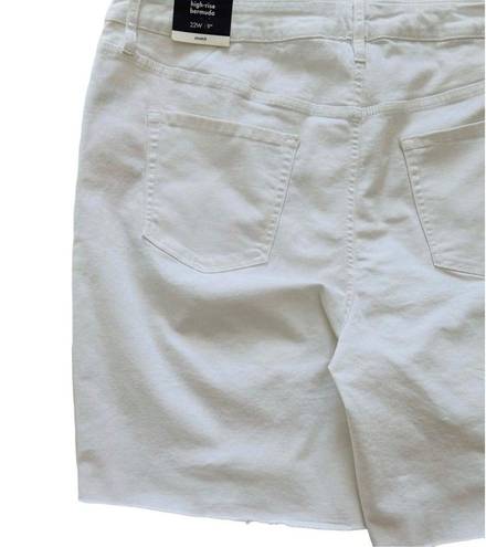 Ava & Viv  Shorts White High Rise No Gap Waist Bermuda Denim Jean Shorts Plus 22W