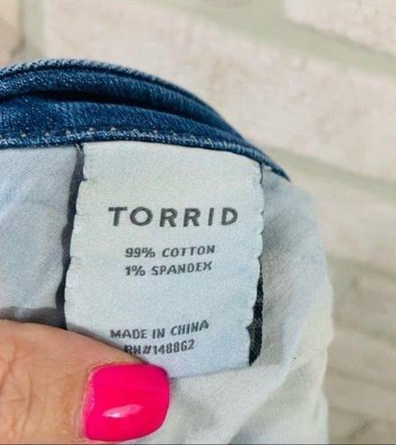 Torrid  Distressed High Rise Ankle skinny Jeans Size 26