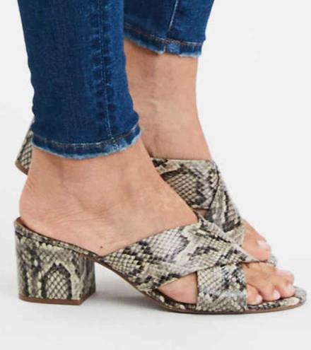 American Eagle  Womens SNAKESKIN  BLOCK HEEL Sandal Sz 8