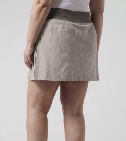 Athleta Brooklyn Textured Skort