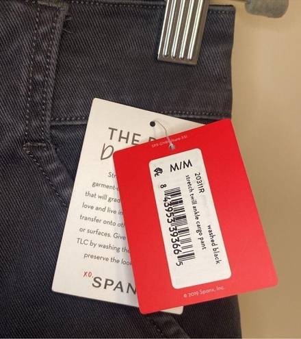 Spanx  stretch twill ankle cargo pant and washed black C17