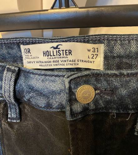 Hollister Curvy Ultra High Rise Vintage Straight Jeans
