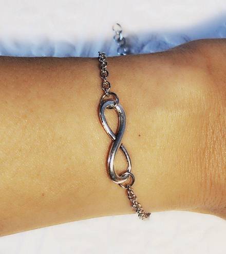 infinity New silver  bracelet adjustable