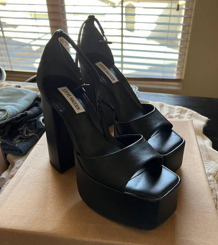 Steve Madden Platform Heels