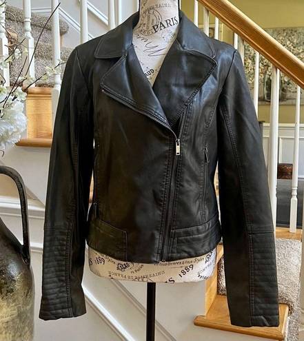 Universal Threads Universal Thread Faux Leather Moto Jacket