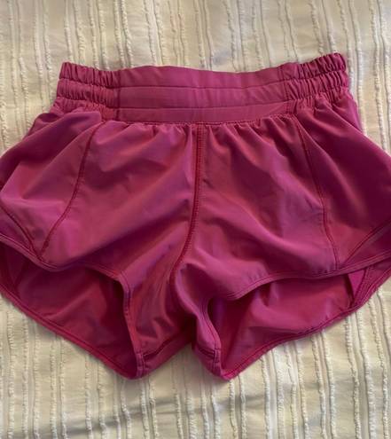 Lululemon Hotty Hot Short 2.5”