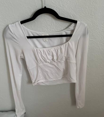 Wilfred Free White  Long Sleeve Crop Top