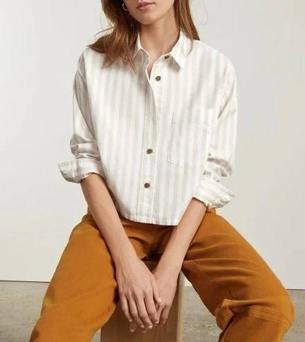 Everlane  The Silky Cotton Way Short Cropped Button Down Top