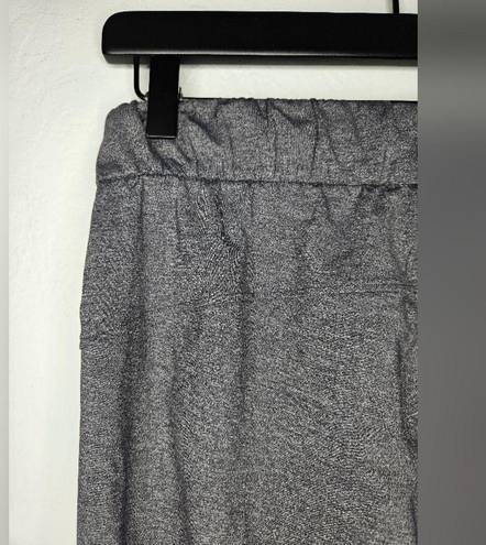 Lululemon  Gray Pull On Pants Size 2 , drawstring