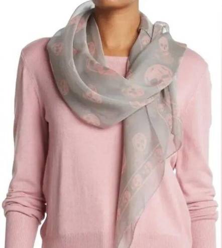 Alexander McQueen Rare sold out  Muted Skull Silk Chiffon Scarf Gray/Pink