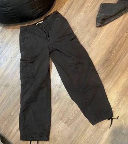 Levi’s Cargo Pants