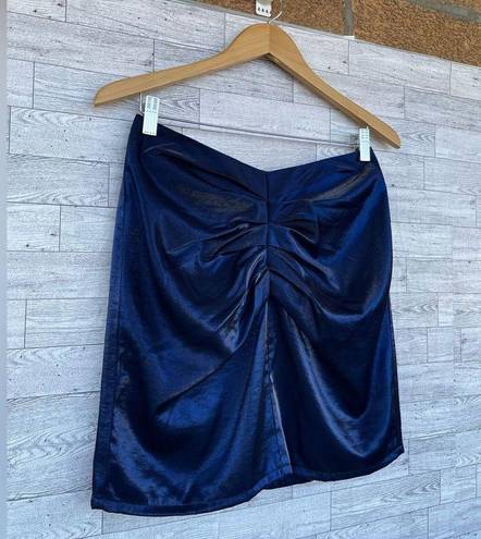 Lovers + Friends  Skirt Blue Black Iridescent Gathered Mini Lined size medium