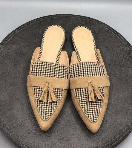 Ann Taylor  Shoes Womens 8 M Mules Plaid Tan Black Tassels Slip on Career Comfort