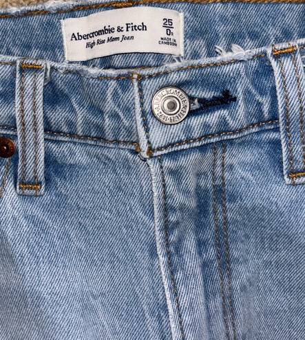 Abercrombie & Fitch High Rise Mom Jeans