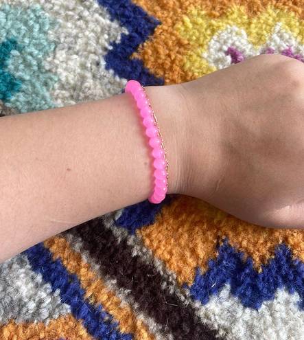 Bubblegum Pink Bracelet 🎀