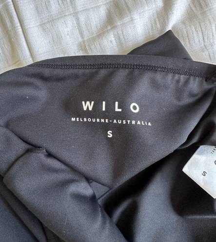 Wilo Sports Top Black