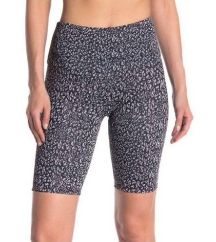 Onzie  Black Grey Leopard Pull On High Waist Activewear Biker Shorts Size XS