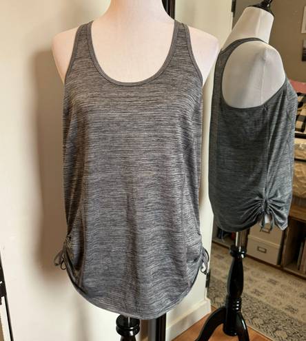 Xersion Medium Gray Tank