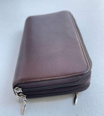 Butter Soft TUMI Chocolate Brown  Leather Double Zip Travel Wallet