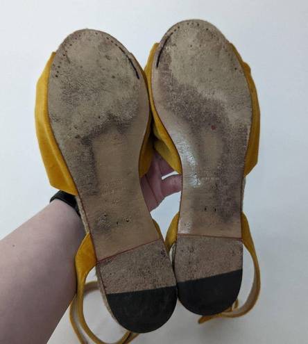 Charlotte Olympia  Marina Yellow Velvet Bow Espadrilles Flats Size 40 Preowned