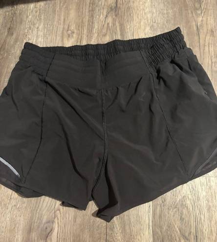 Lululemon Hotty Hot Shorts 4”