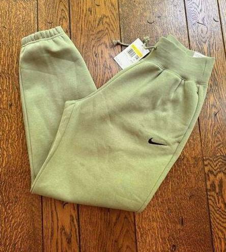 Nike NWT Women's  Fleece High-Waisted Oversized Sweatpants Green Small DQ5887-386