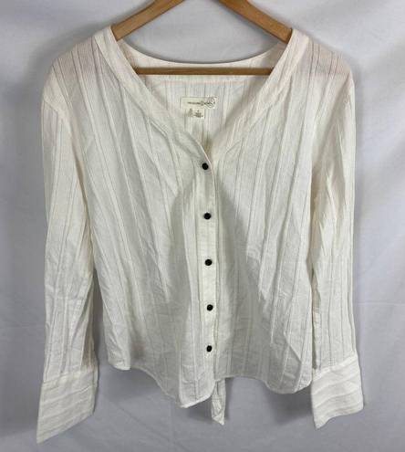 Treasure & Bond  tie back button front shirt white size small