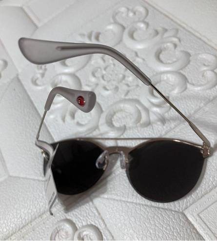 Oscar de la Renta  Sunglasses