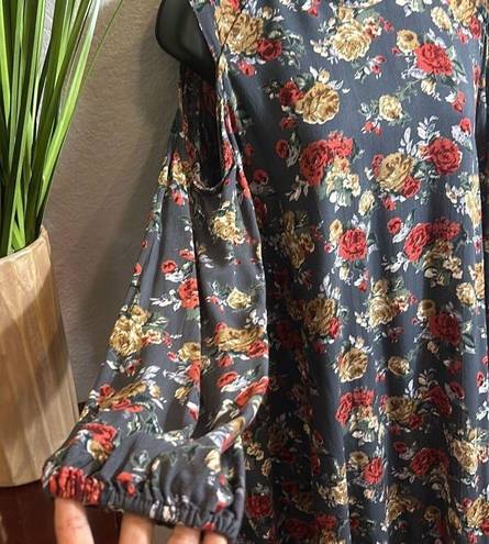 Angie  cold shoulder, long sleeve Boho dress size medium ￼