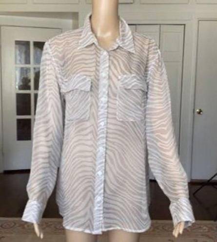 Equipment  Femme Sheer 100% Silk Shirt Button Up Tan zebra Print Medium FLAWED