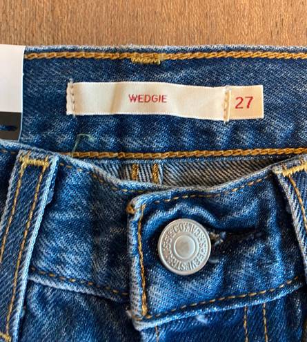 Levi’s Wedgie Straight Jeans