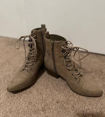 American Eagle Outfitters Shoes