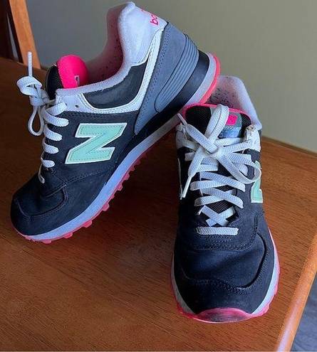 New Balance  574 Shoes (women's 9)