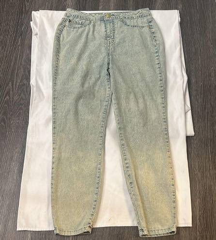 Nicki Minaj  Light Wash Distressed Blue Jeans Womens 11/12 Barbz