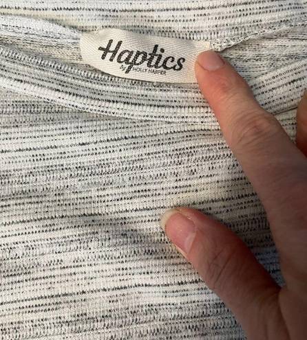 Harper Haptics by Holly  Mixed Media Fabric Animal Print Long Sleeve L Tunic