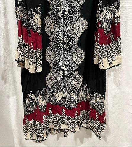 Angie 16.  Women's Cold Shoulder Printed Top MEDIUM PTP:20”/LENGTH:32”