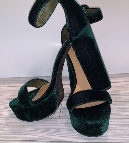 Bamboo  Women's Chunky Heel Platform Sandal with Ankle Strap, Green Sz 7.5 women