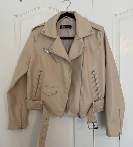 ZARA Cropped Faux Leather Jacket