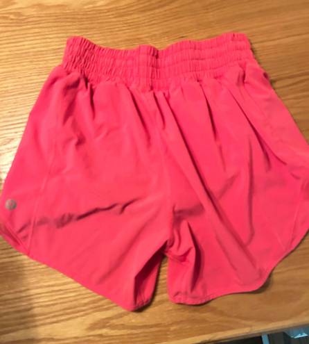 Lululemon Hotty Hot Shorts 4”