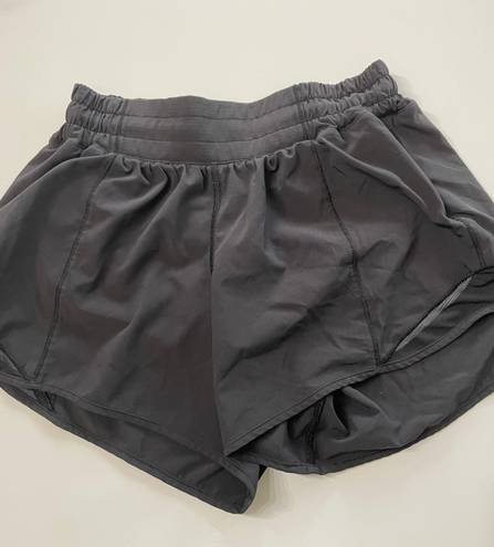 Lululemon Hotty Hot Shorts 4”