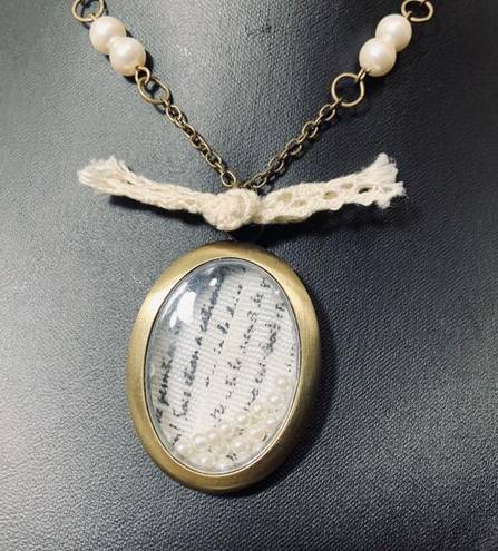 Poetry  Pearls & Lace Gold Necklace New