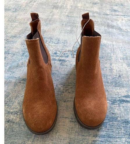 Kensie  Kenza Brown Suede Chelsea Boots Size 10