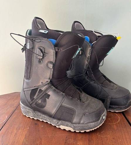 Burton  Mint Women’s Snowboard Boots 9