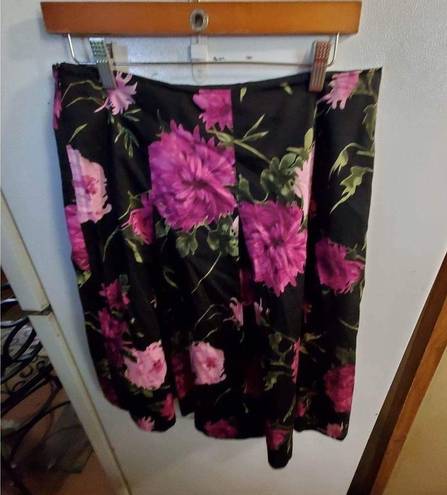 Talbots  SIZE 8 black skirt with large purple and pink flowers and a-line