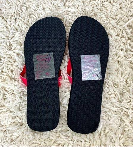 Betsey Johnson NWT  animal print flip flops sz11/12