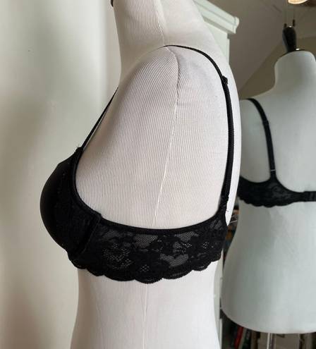 Victoria's Secret 34B Black Push Up Bra Size 34 B - $15 - From